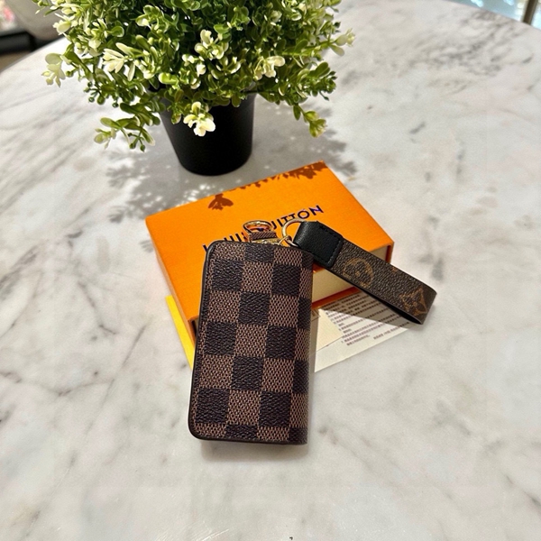 ブランドキーホルダー細部ディテール